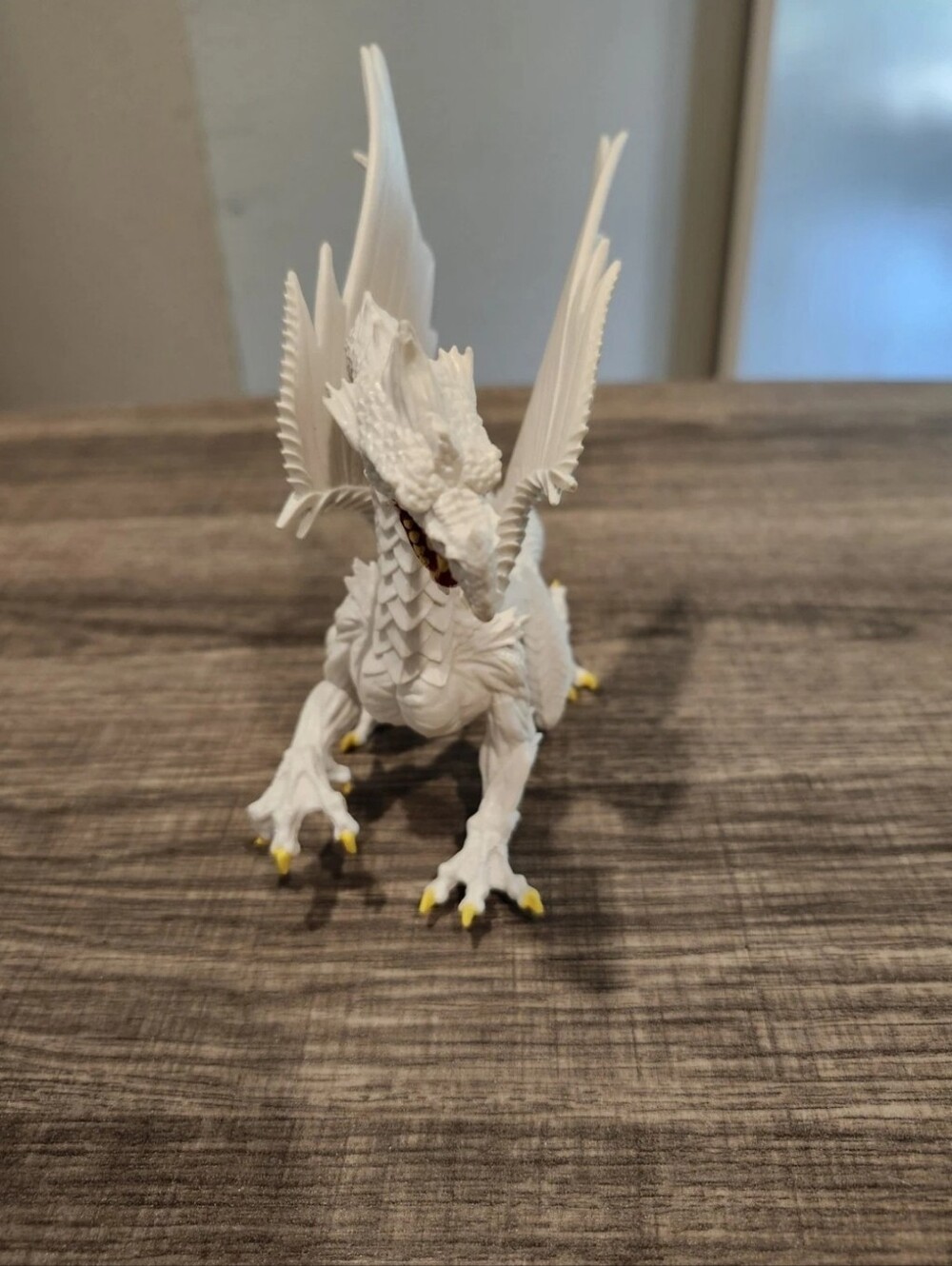 SAFARI LTD GLOW-IN-THE-DARK SNOW DRAGON 5.5” X 5”-MYTHICAL FANTASY FIGURES